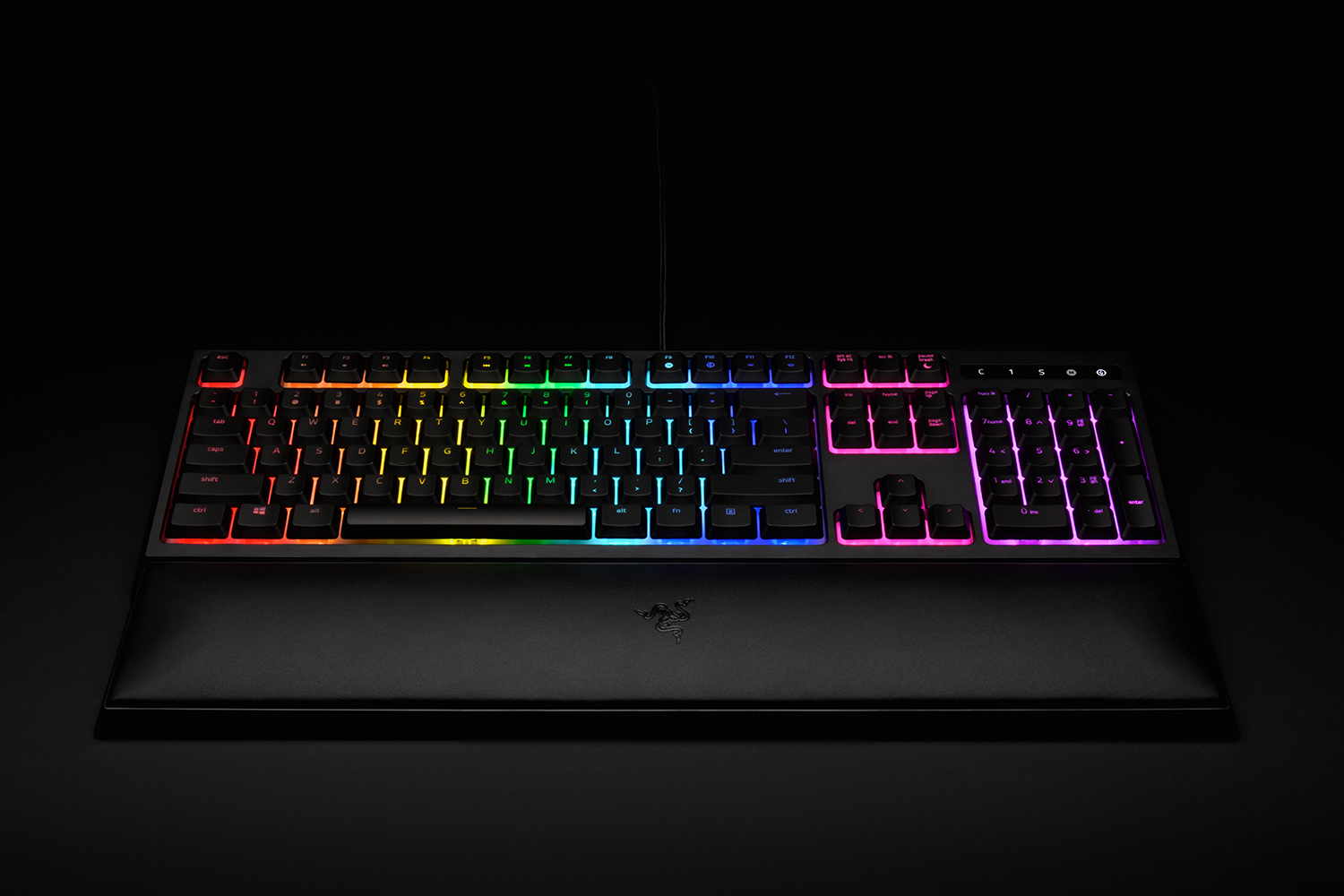 Razer Ornata Chroma - Купить игровую клавиатуру с подсветкой на Razer.ru